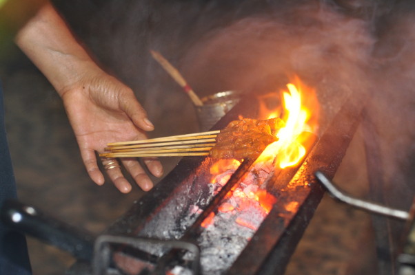 Indo_Satay_on_Grill_Urban_Flavours