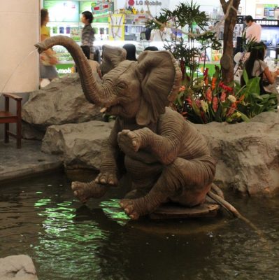 elephant-the-mall-bangkapi-thailand-urban-flavours